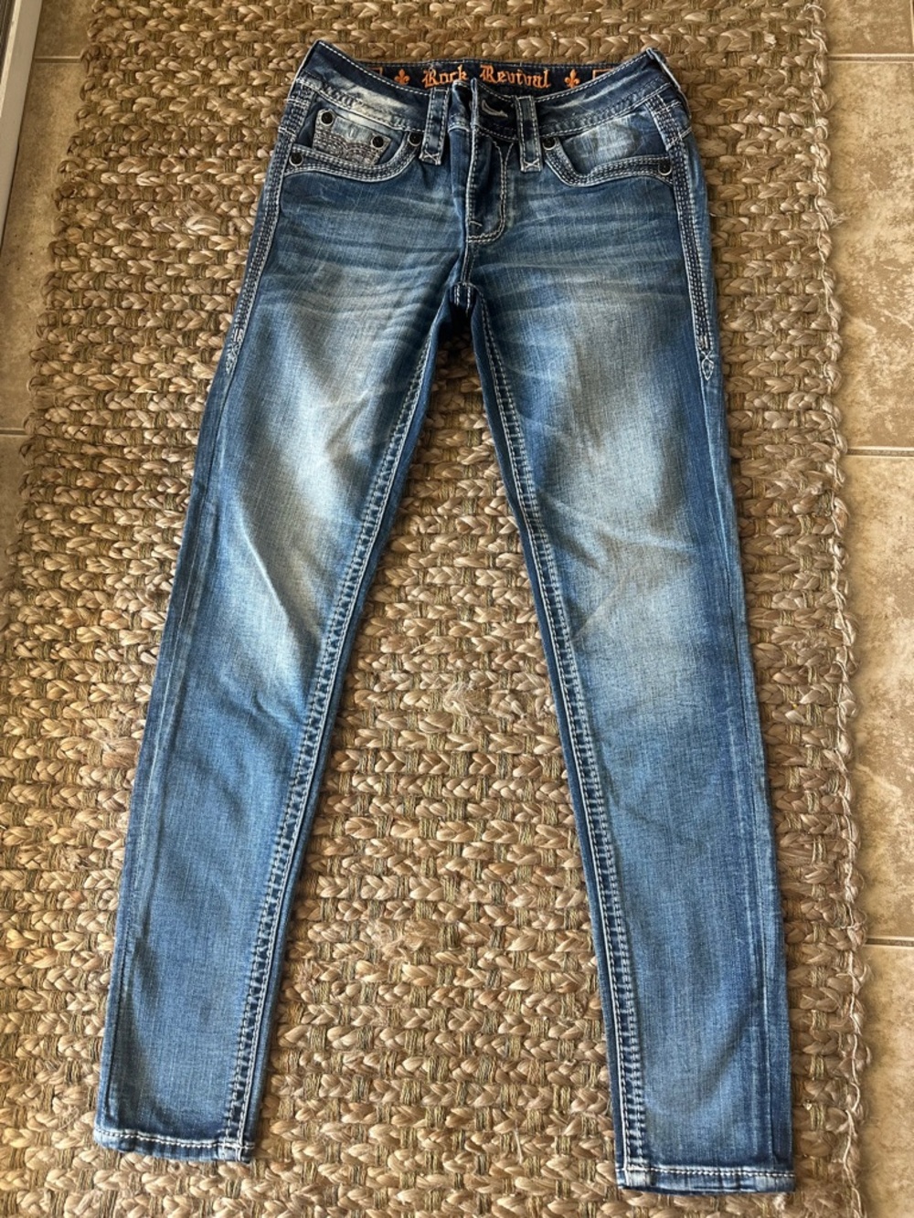 Rock Revival “Cindi” Low Rise Skinny Jeans NWOT